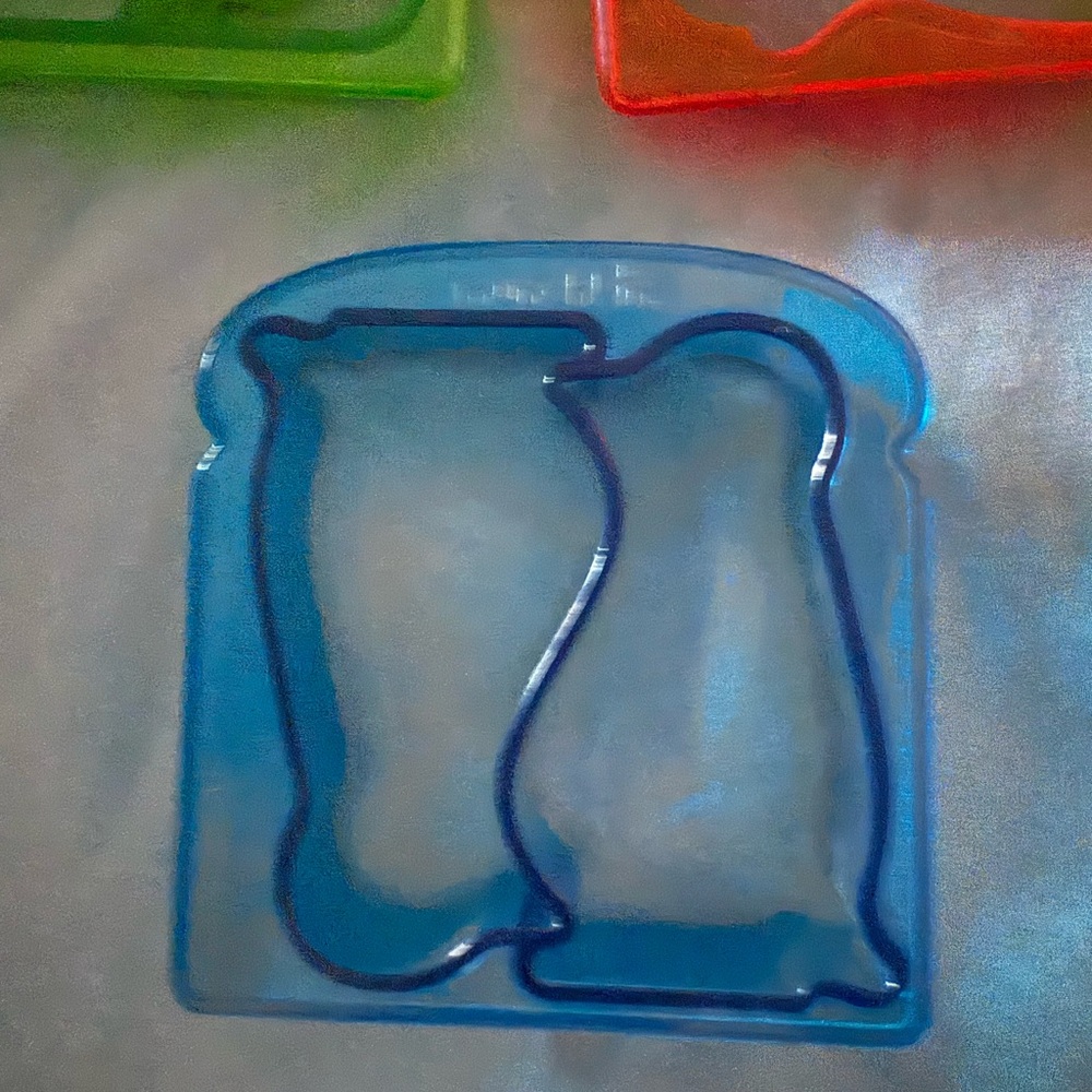 Cookie and sandwich cutters